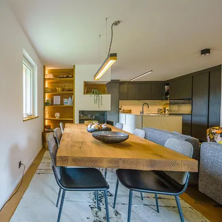 Luxury Mountain With Private Sauna And Underground Parking Apartment *
