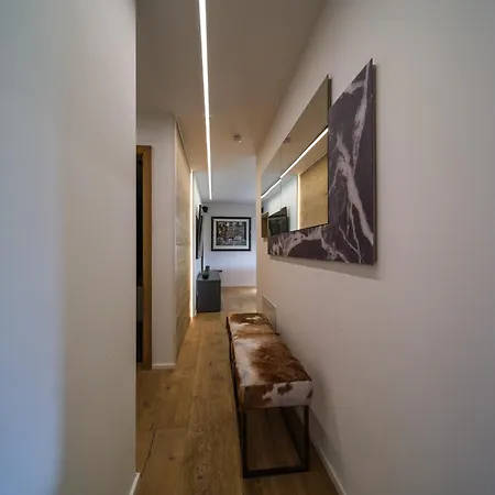 Luxury Mountain With Private Sauna And Underground Parking Apartment *
