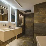 Luxury Mountain With Private Sauna And Underground Parking Sankt Moritz