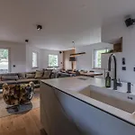 Luxury Mountain With Private Sauna And Underground Parking Appartement